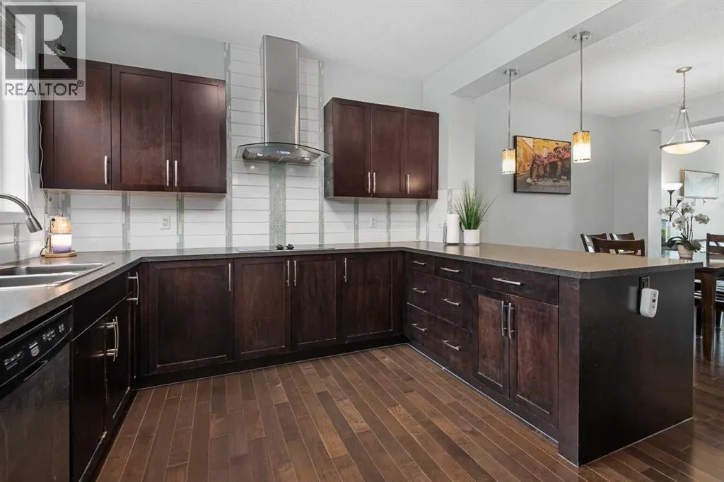 1251 New Brighton Park SE