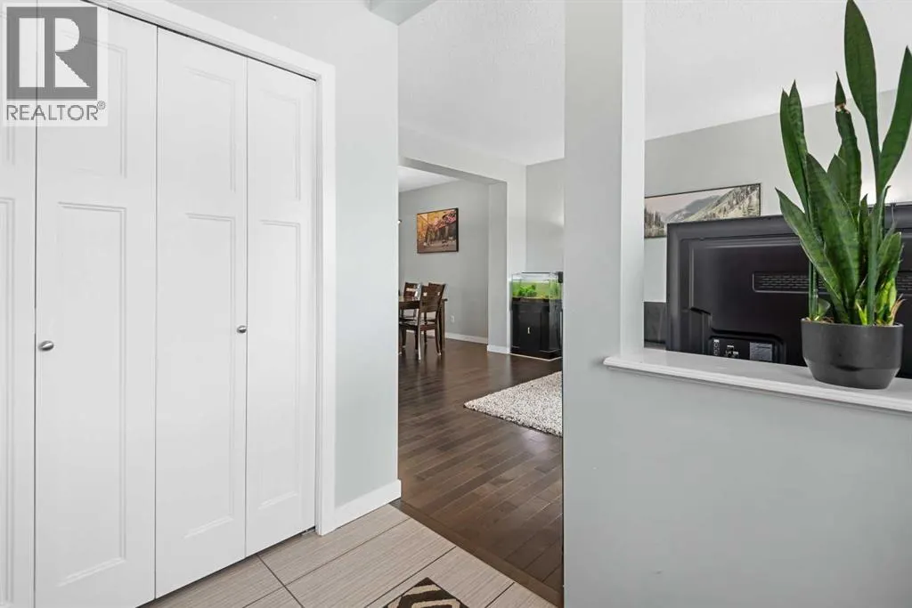 1251 New Brighton Park SE