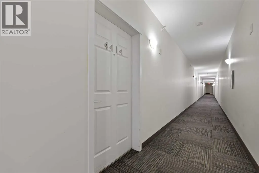 4414, 99 Copperstone Park SE