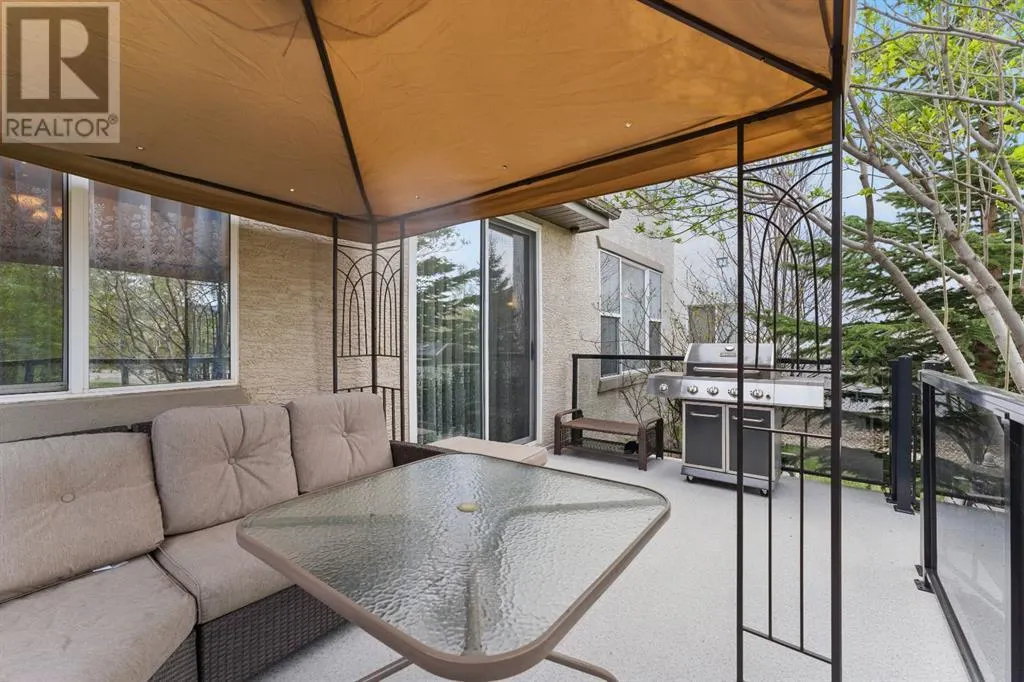 327 Cranleigh View SE