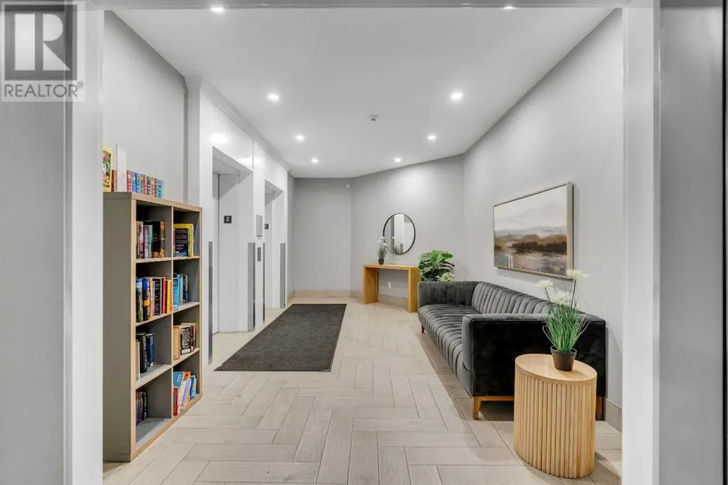 220, 30 Mahogany Mews SE