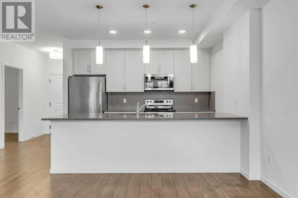 220, 30 Mahogany Mews SE