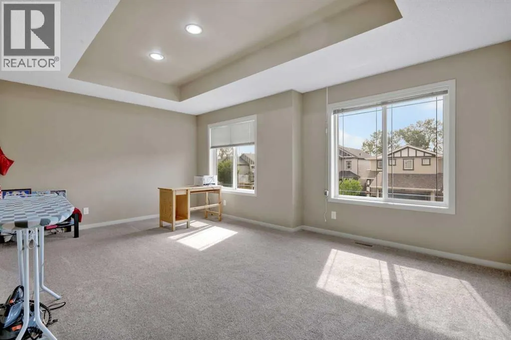 164 REUNION Grove NW