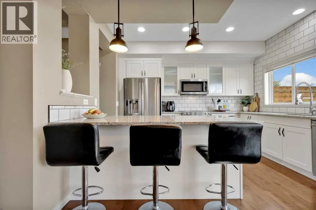 164 REUNION Grove NW