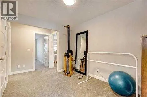 144 Cranbrook Gardens SE