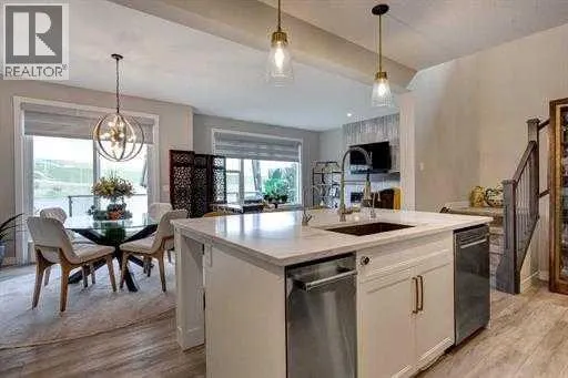144 Cranbrook Gardens SE