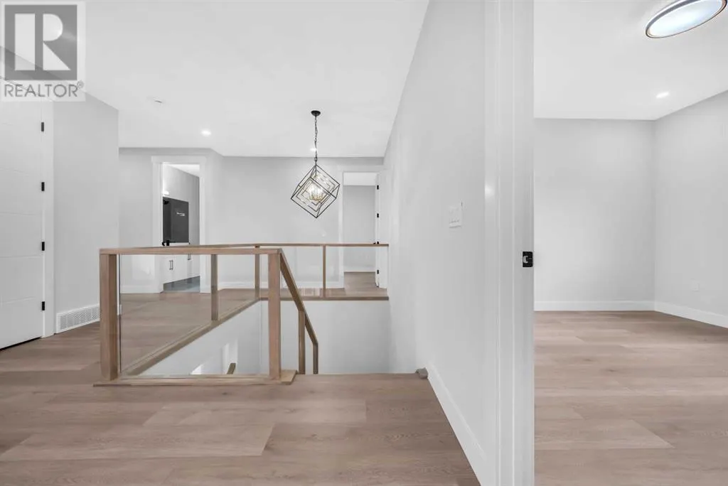 327 Kinniburgh Place