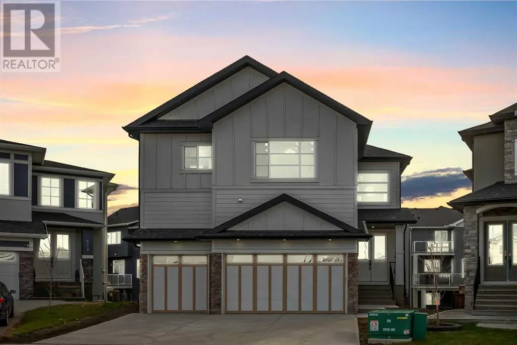 327 Kinniburgh Place