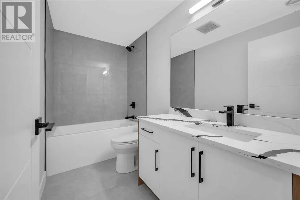 327 Kinniburgh Place