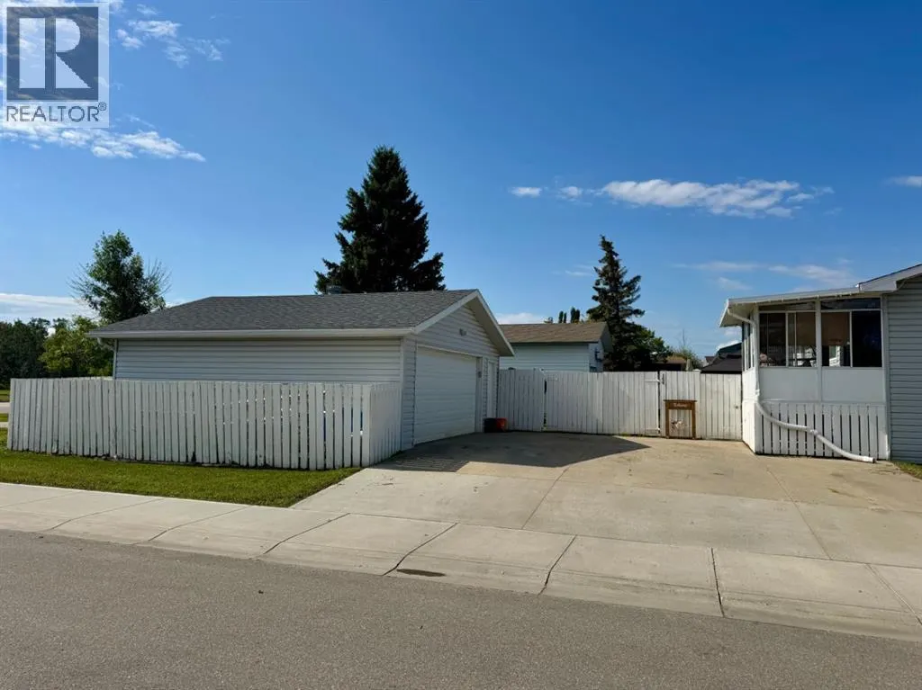 11805 94a Street