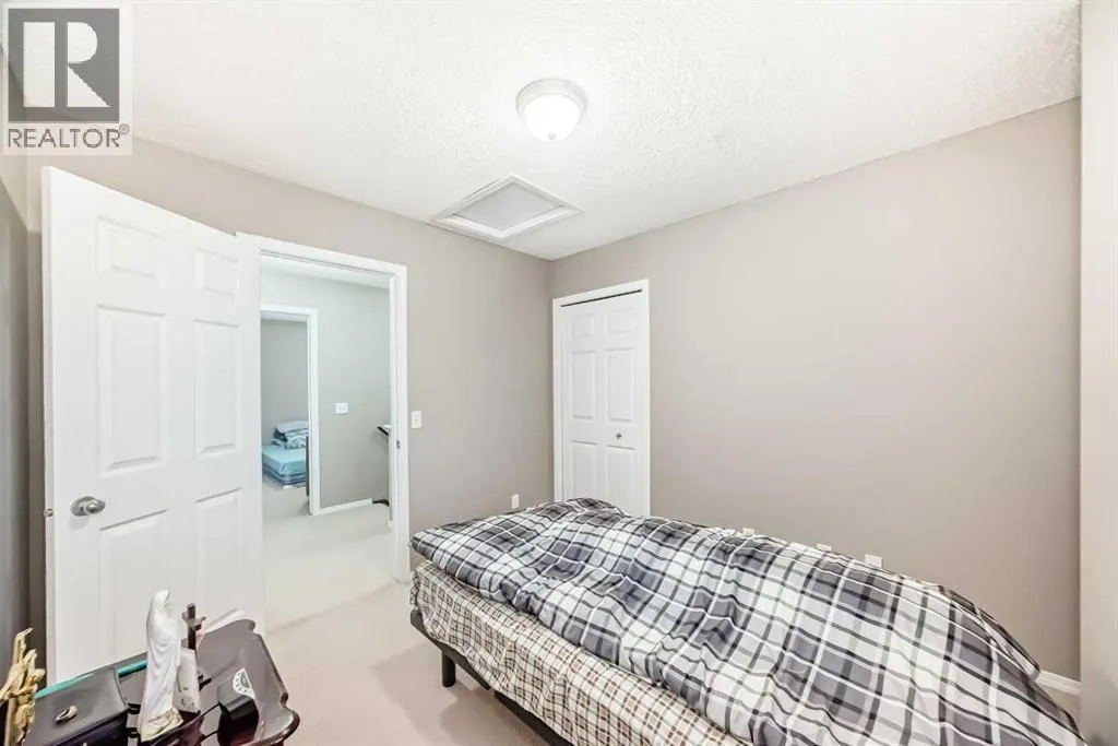 135 Copperstone Grove SE