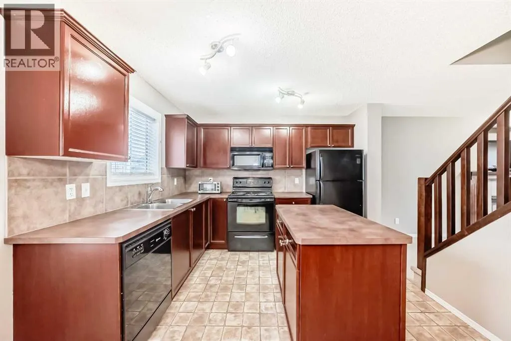 135 Copperstone Grove SE