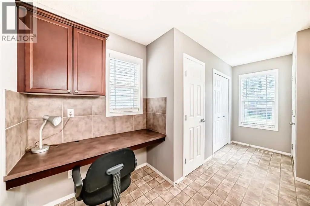 135 Copperstone Grove SE