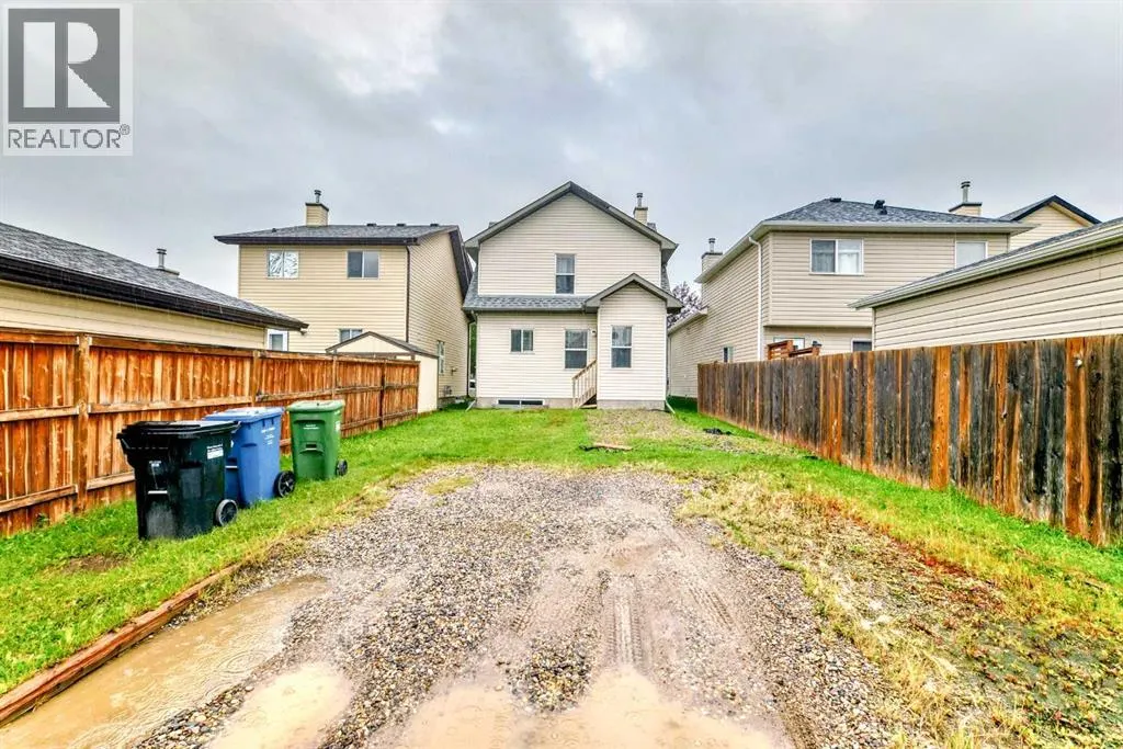 135 Copperstone Grove SE