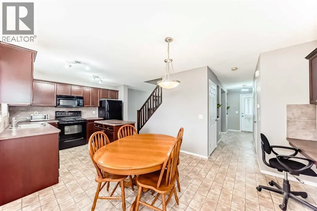 135 Copperstone Grove SE
