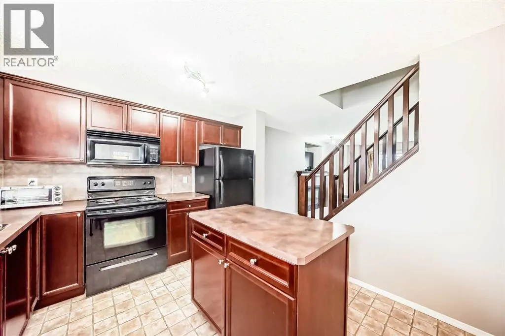 135 Copperstone Grove SE