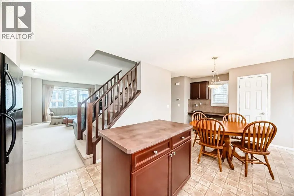 135 Copperstone Grove SE