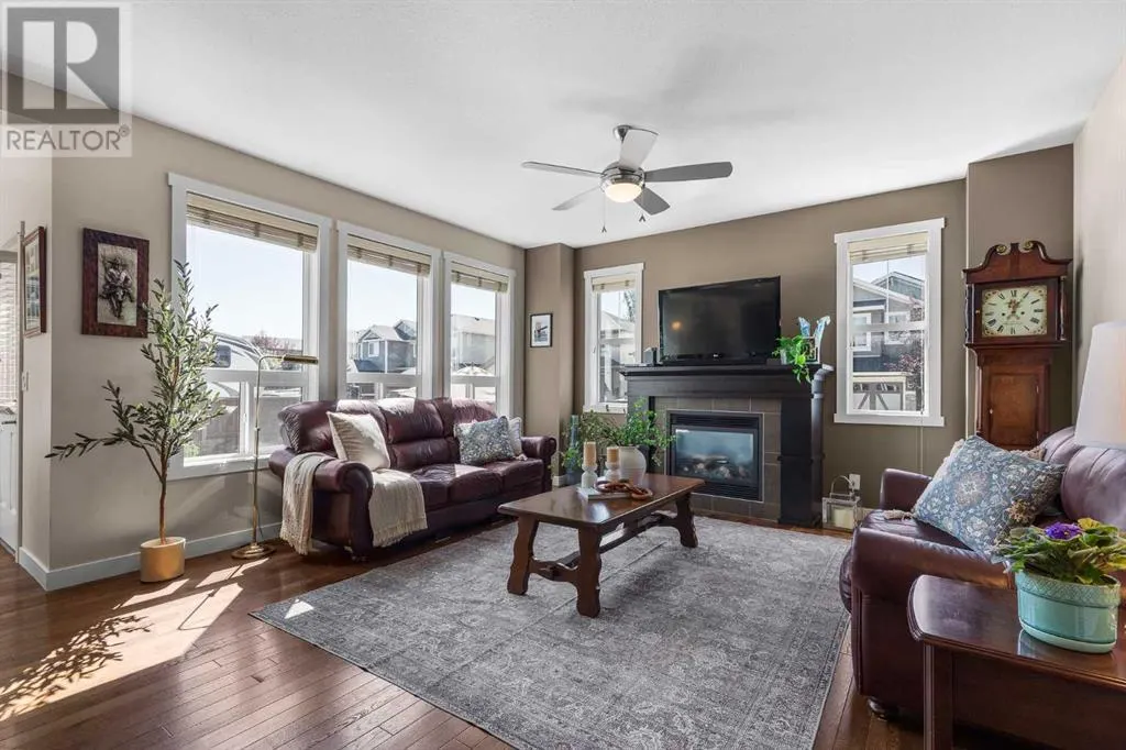 362 Williamstown Green NW