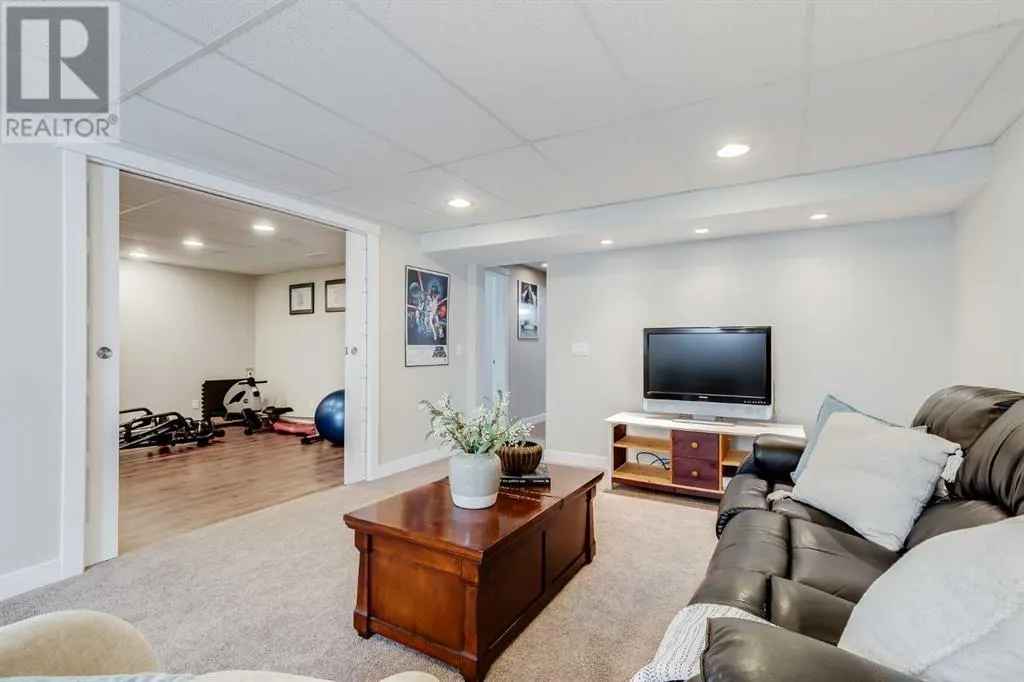 362 Williamstown Green NW