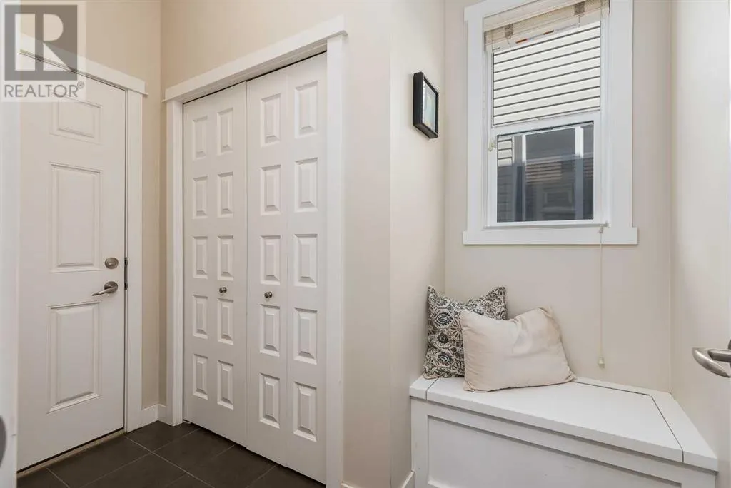362 Williamstown Green NW
