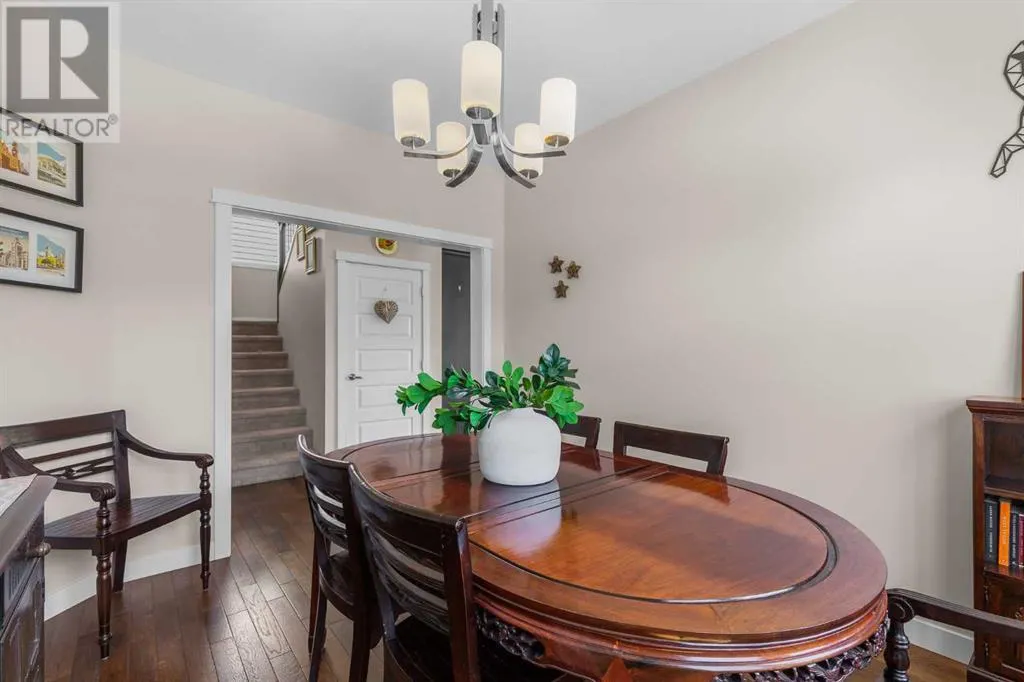 362 Williamstown Green NW