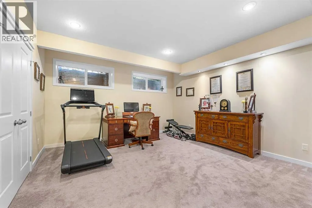 117 Cranleigh Place SE