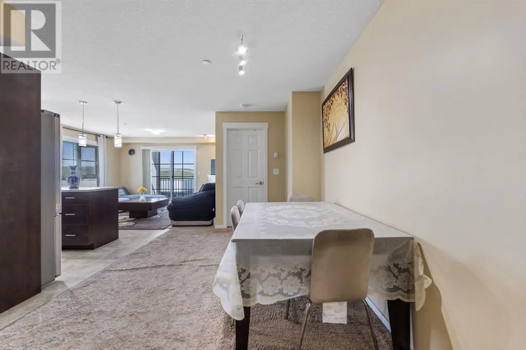 3306, 279 copperpond Common SE