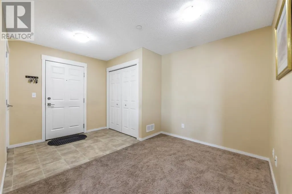 3306, 279 copperpond Common SE