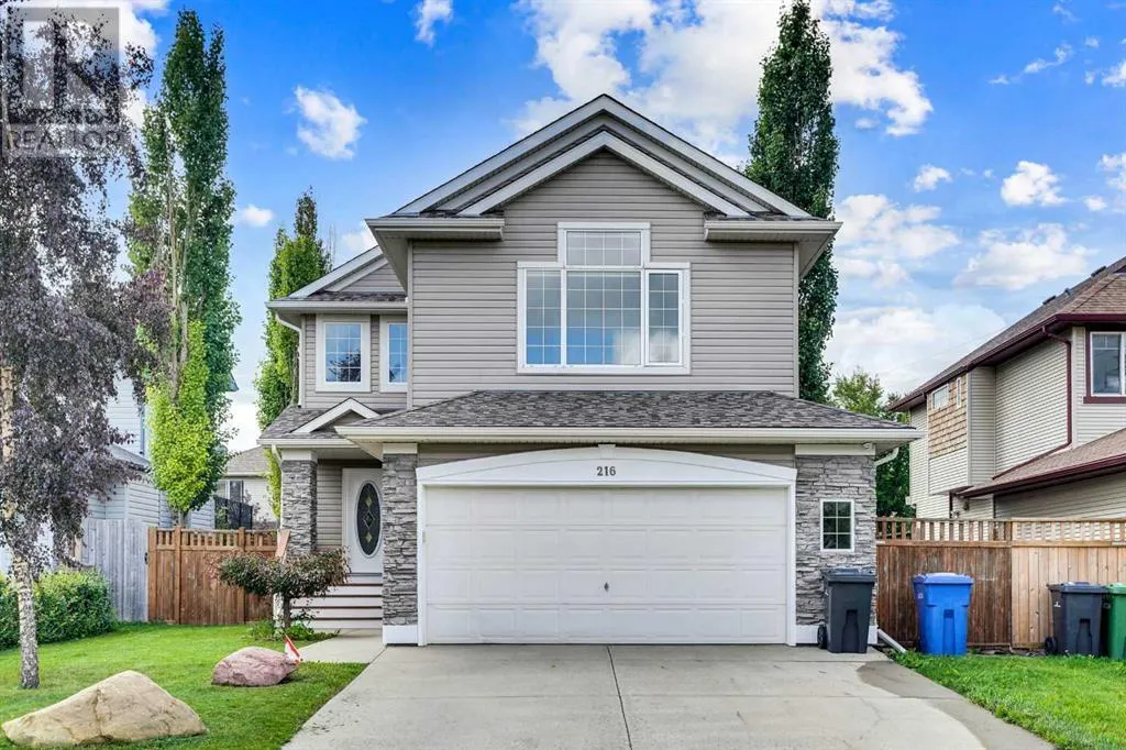 216 West Lakeview Circle