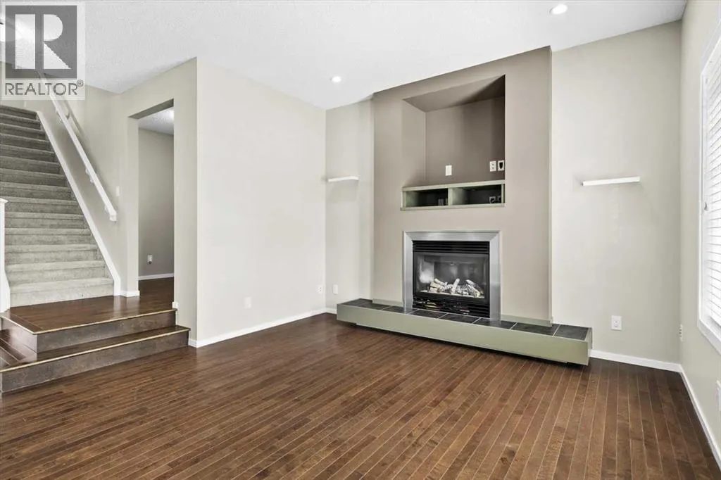 142 Mahogany Heights SE