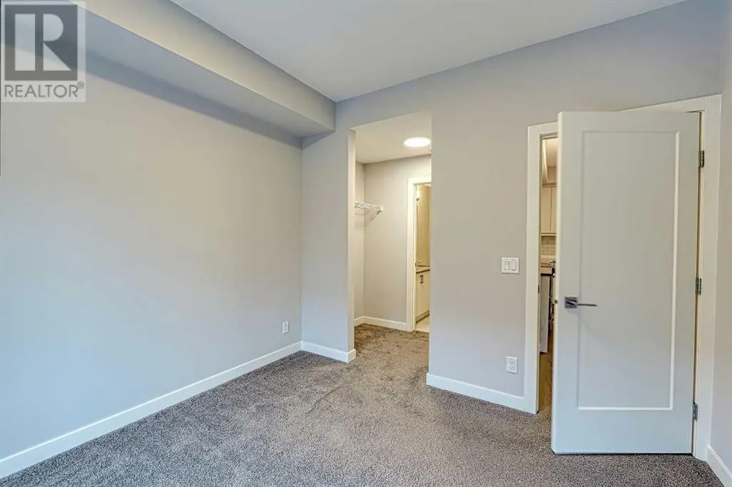213, 100 Auburn Meadows Manor SE