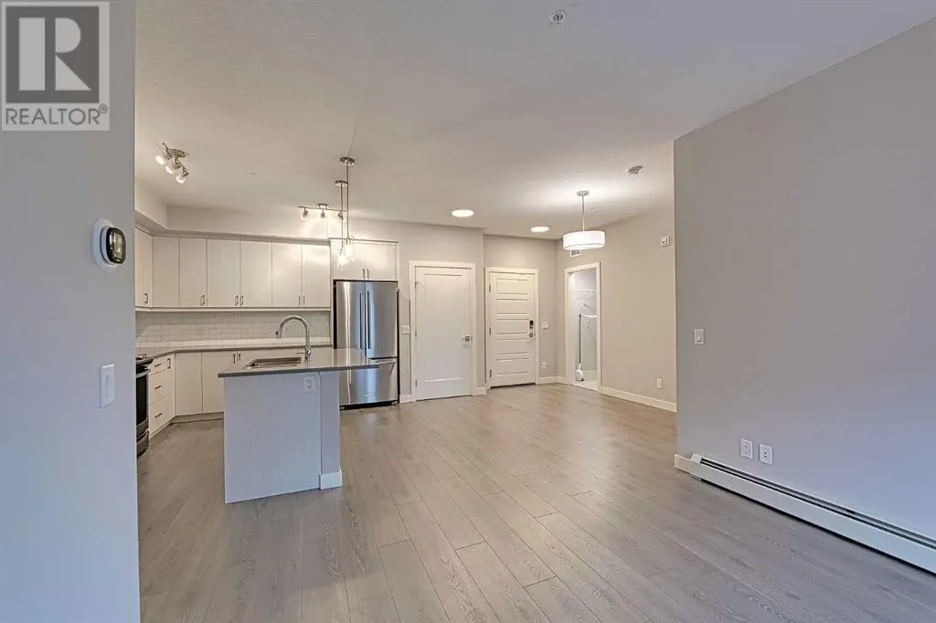 213, 100 Auburn Meadows Manor SE