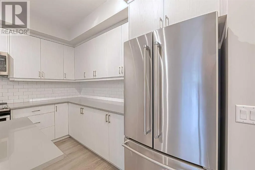 213, 100 Auburn Meadows Manor SE