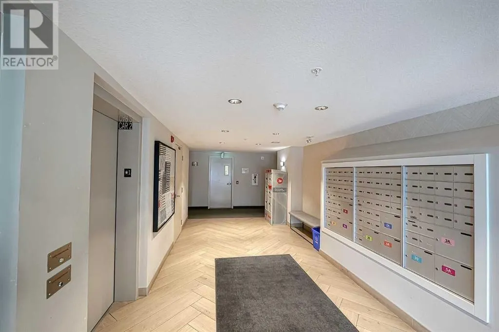 213, 100 Auburn Meadows Manor SE