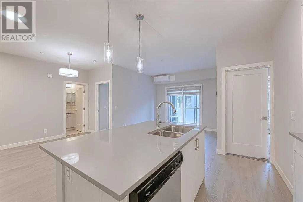 213, 100 Auburn Meadows Manor SE