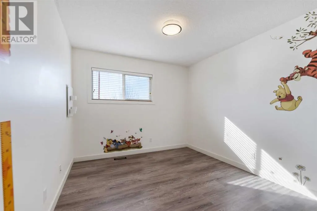 120 West Creek Green