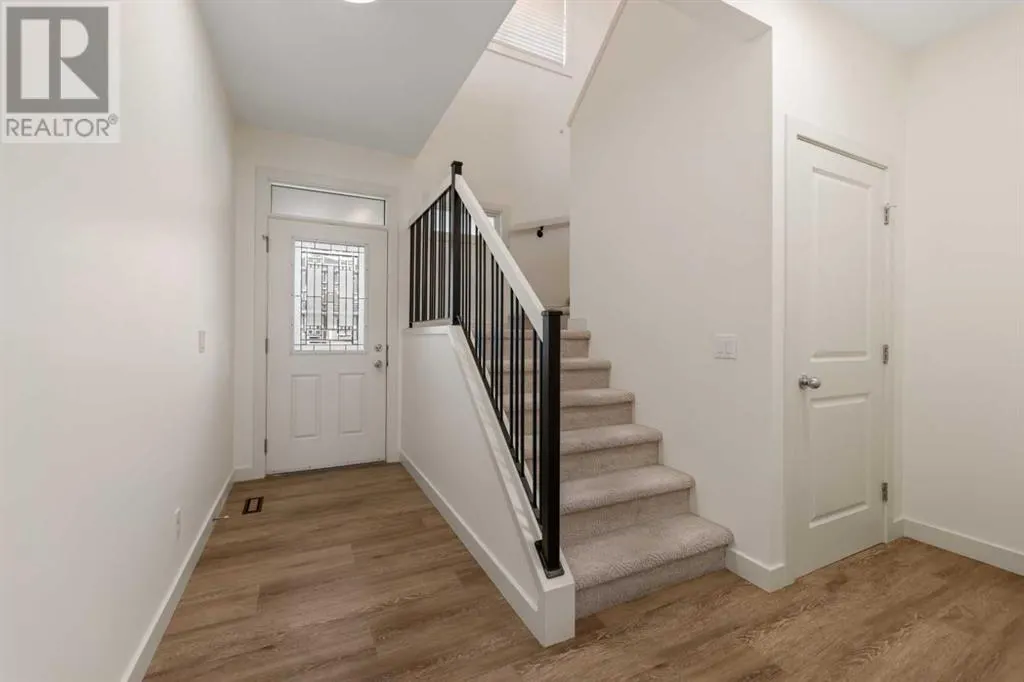 120 West Creek Green