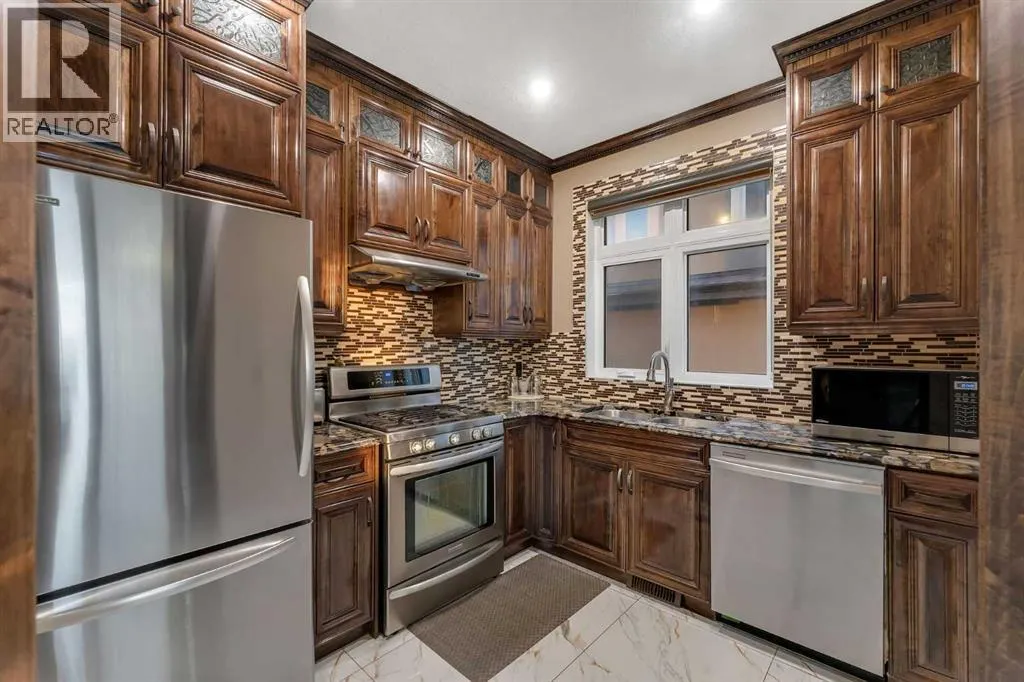 989 East Lakeview Road