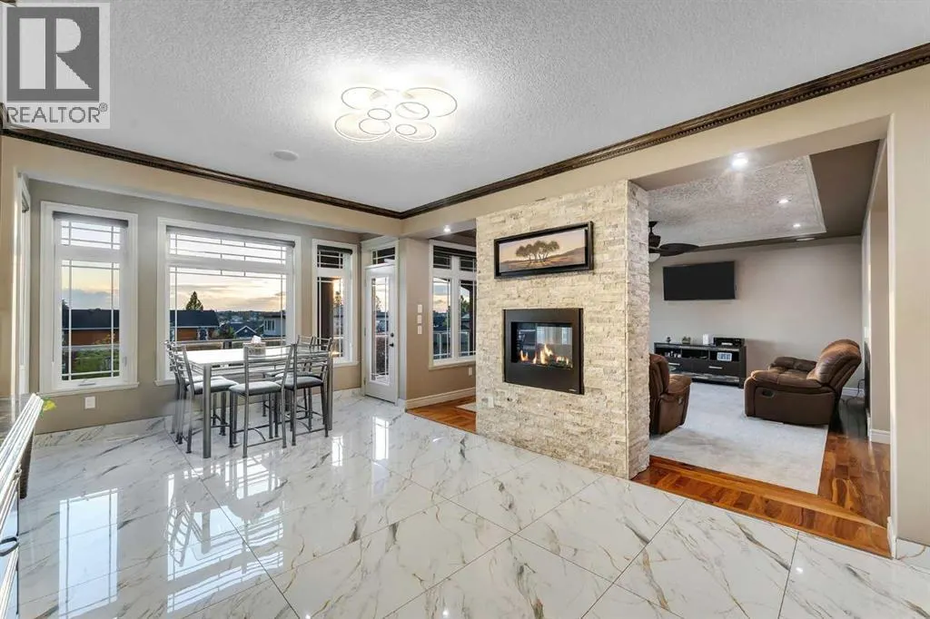 989 East Lakeview Road