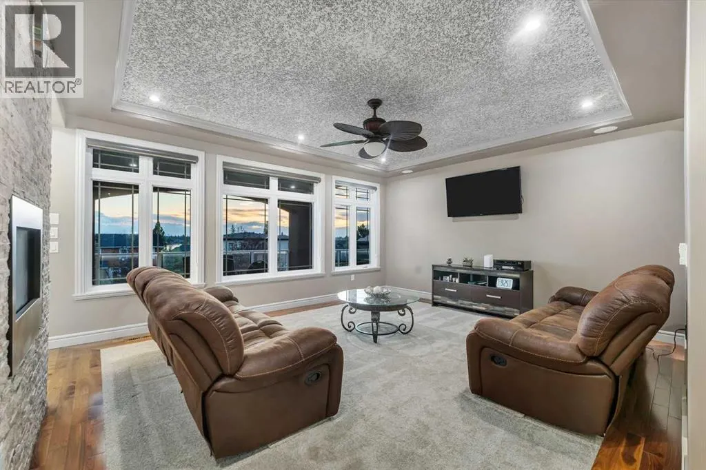989 East Lakeview Road