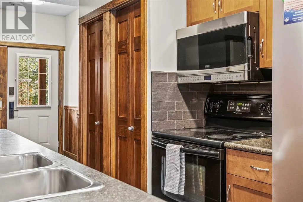 207, 121 Kananaskis Way