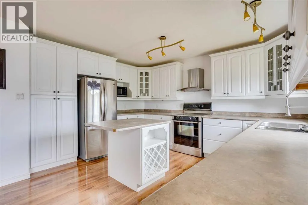 129 Robin Crescent