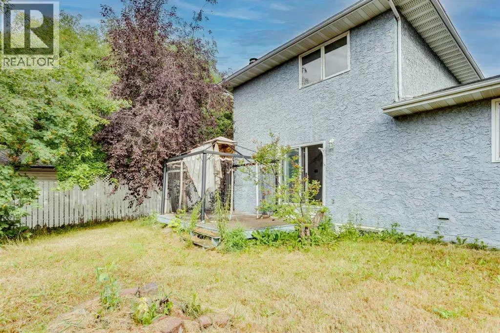129 Robin Crescent