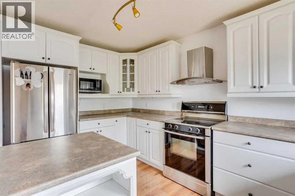 129 Robin Crescent