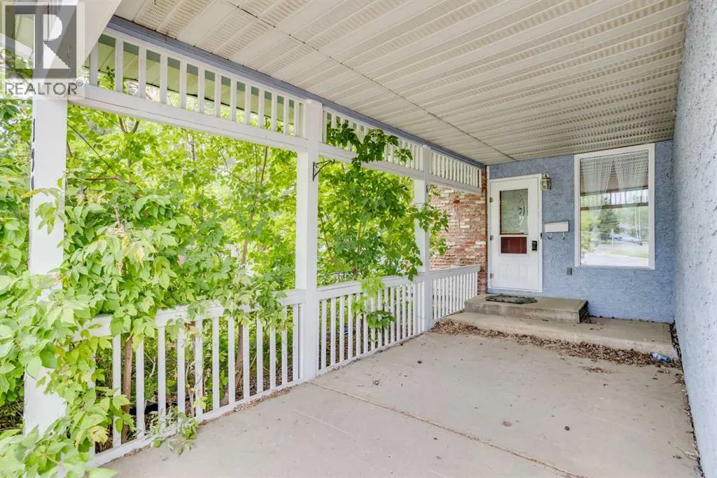 129 Robin Crescent