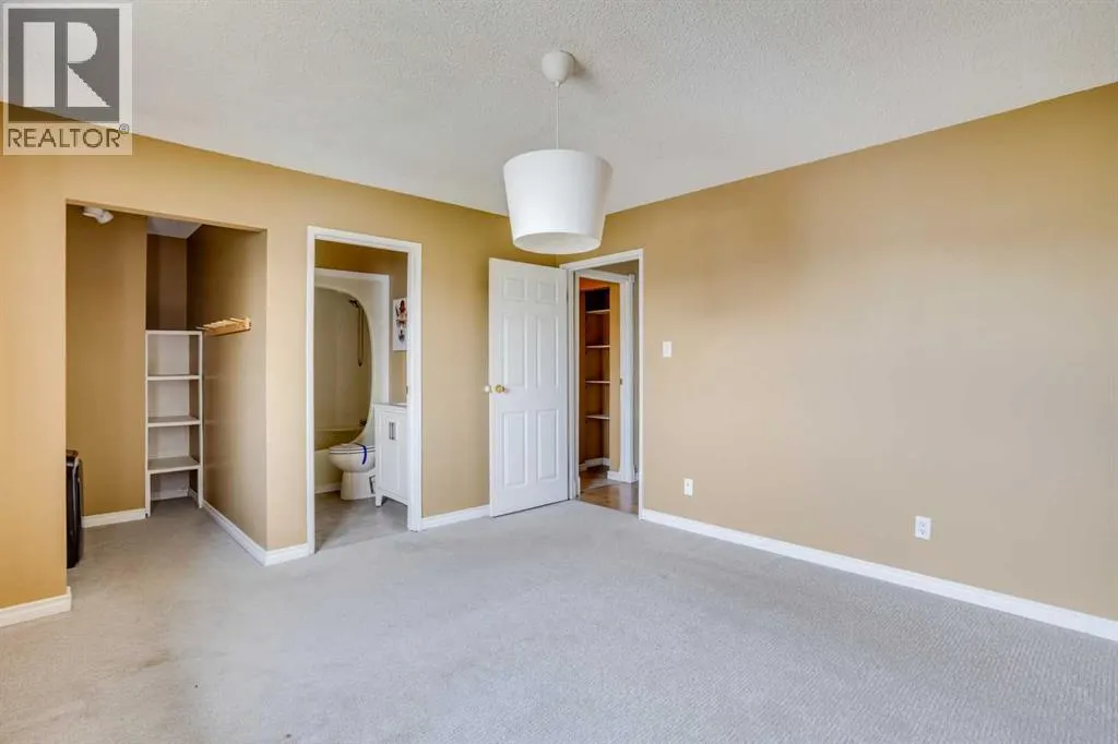 129 Robin Crescent
