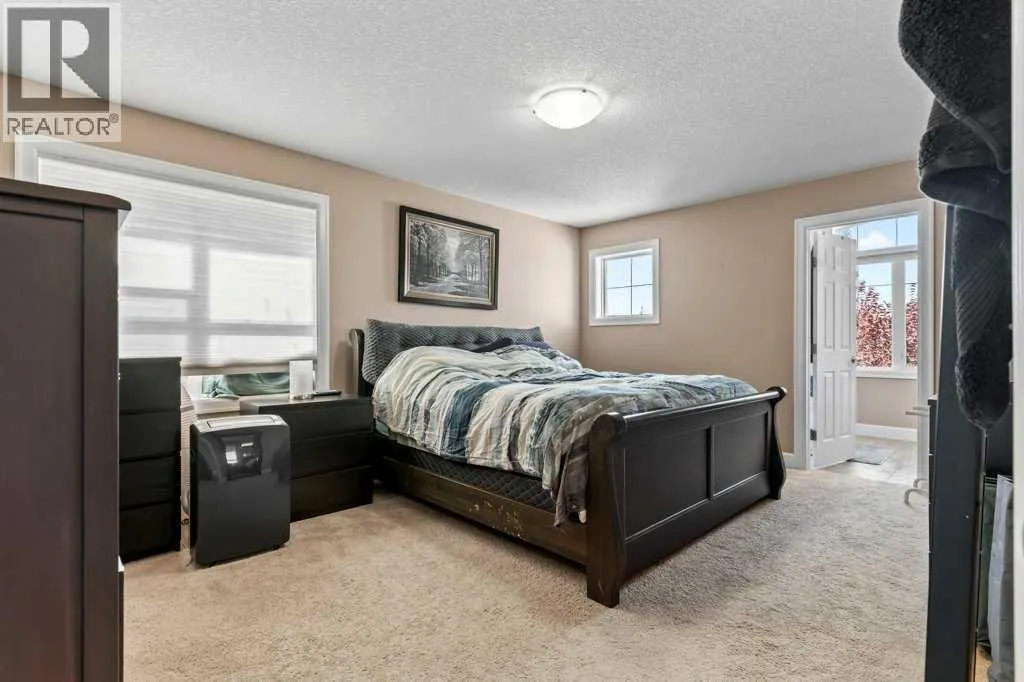 6 Windwood Grove SW