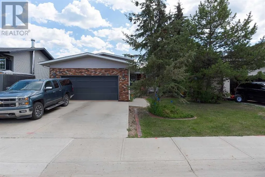 153 Parmenter Crescent
