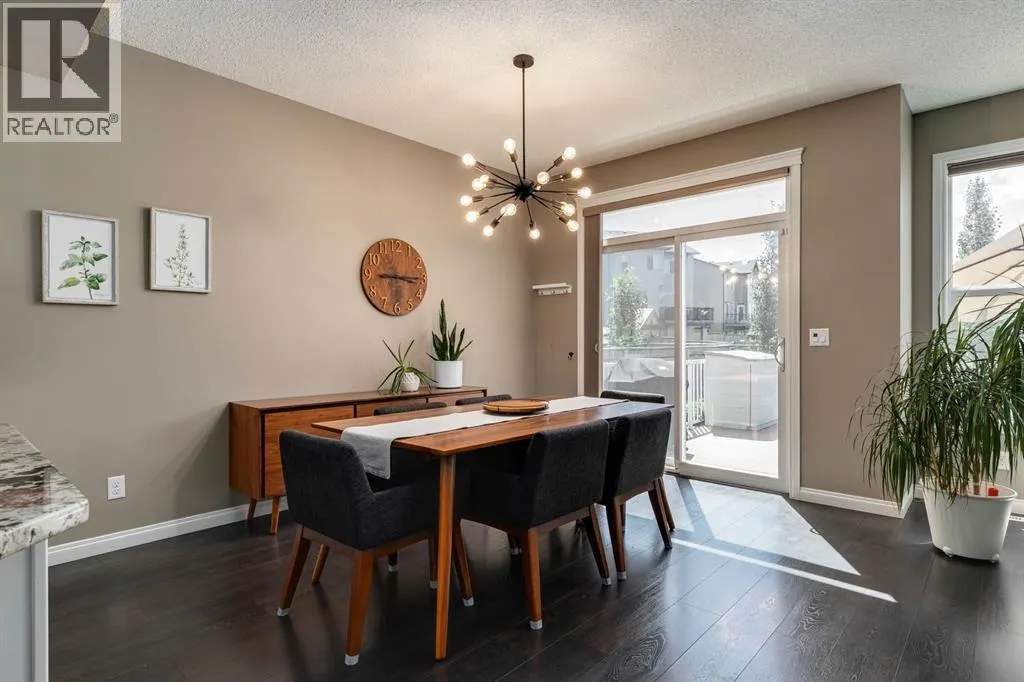 1064 Brightoncrest Green SE