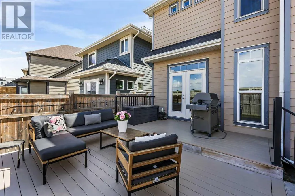 383 Mahogany Terrace SE